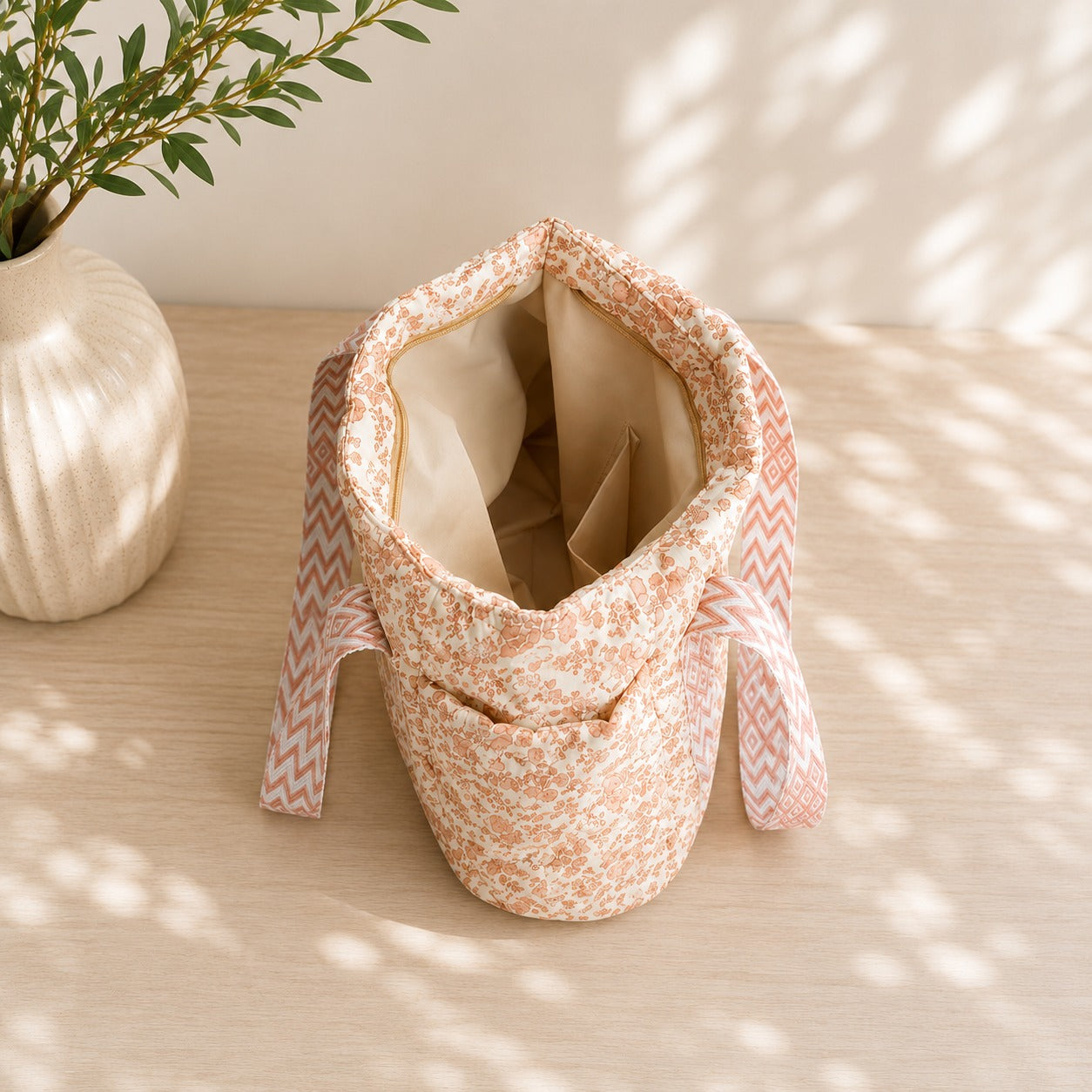 Willow Bloom Tote - Close 5/25